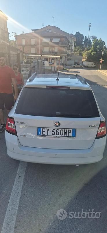 Usata Skoda Fabia 64 CV (47 kW) 2015 Bianco Utilitaria