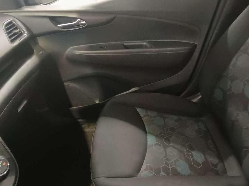 Usata Opel Karl Rocks S 75 CV (55 kW) 2018 Nero Utilitaria