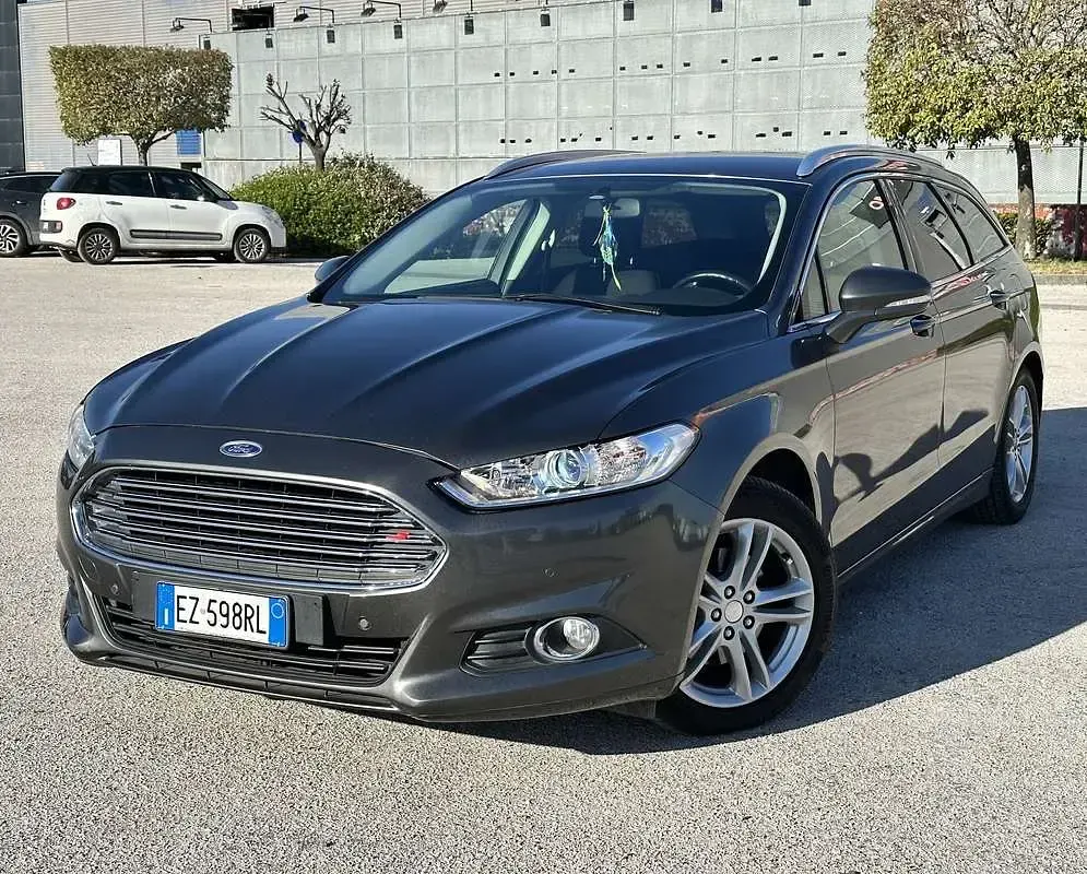 Usata Ford Mondeo Titanium 150 CV (110 kW) 2015 Station wagon