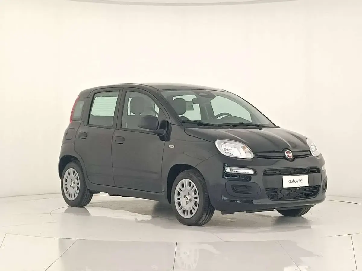 Nuova Fiat Panda 69 CV (50 kW) 2025 Nero pastello Utilitaria