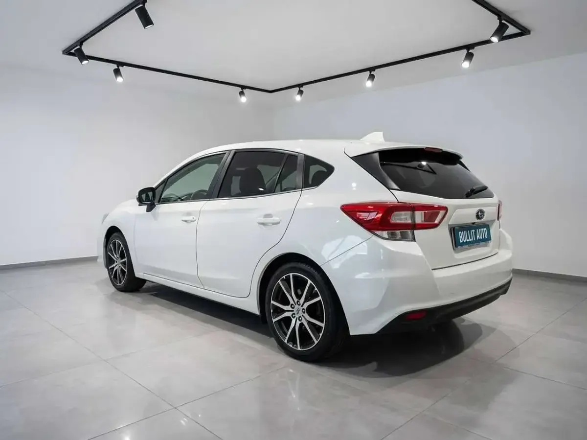 Usata Subaru Impreza Style 114 CV (83 kW) 2017 Bianco Berlina