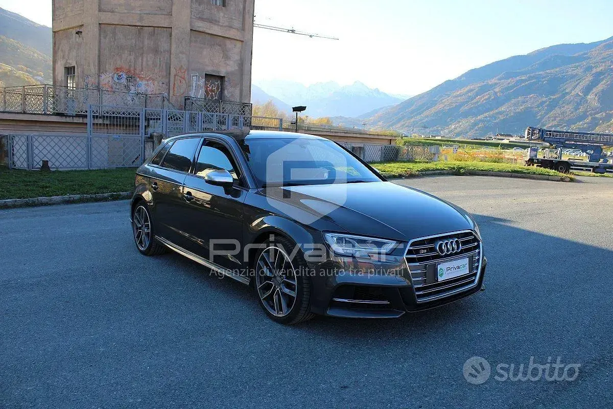 Usata Audi S3 Sportback 310 CV (228 kW) 2018 Grigio Utilitaria