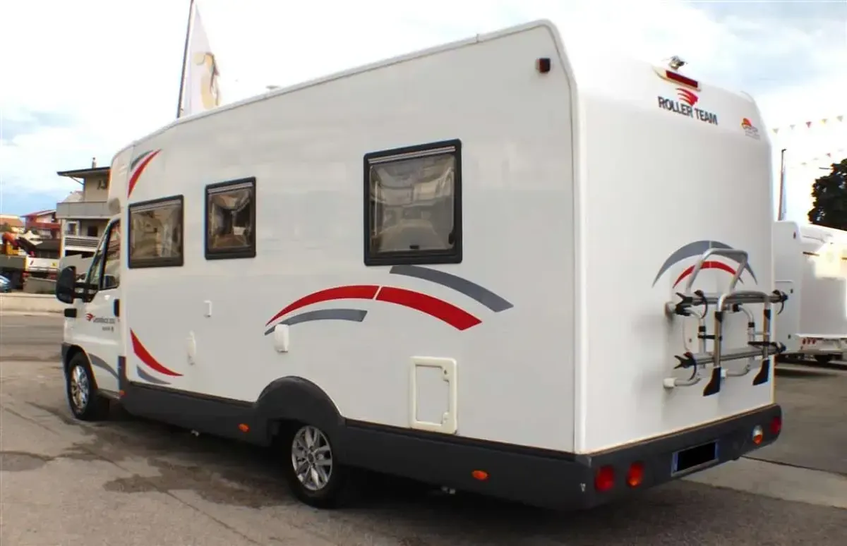 Usata Fiat Ducato 110 CV (80 kW) 2006 Furgone