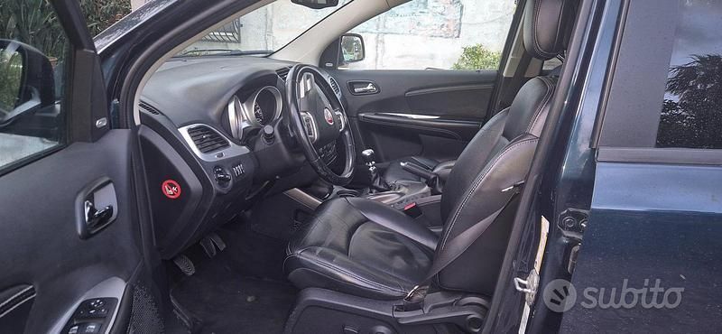 Usata Fiat Freemont Lounge 170 CV (125 kW) 2013 Blu SUV