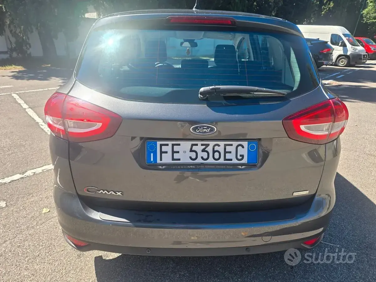 Usata Ford C-MAX 100 CV (73 kW) 2016 Grigio Monovolume