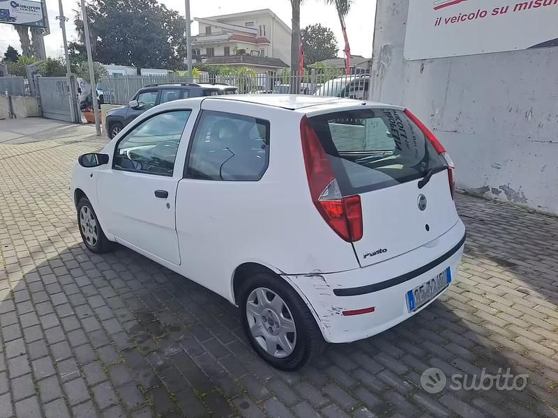 Usata Fiat Punto 2003 Bianco Utilitaria