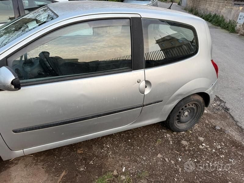 Usata Renault Twingo 75 CV (55 kW) 2008 Grigio Utilitaria
