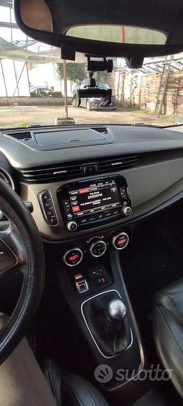 Usata Alfa Romeo Giulietta 120 CV (88 kW) 2016 Grigio Utilitaria