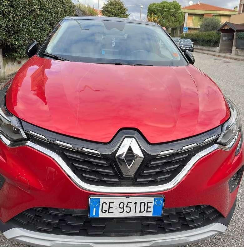 Usata Renault Captur Intens 160 CV (117 kW) 2021 Rosso SUV