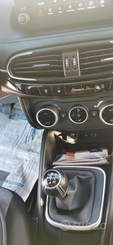 Usata Fiat Tipo Cross 95 CV (69 kW) 2021 Berlina