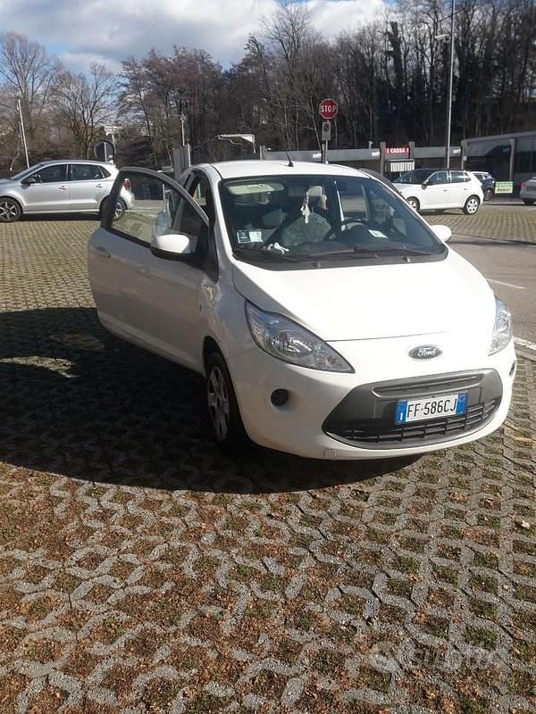Usata Ford Ka Plus 69 CV (50 kW) 2016 Bianco Utilitaria