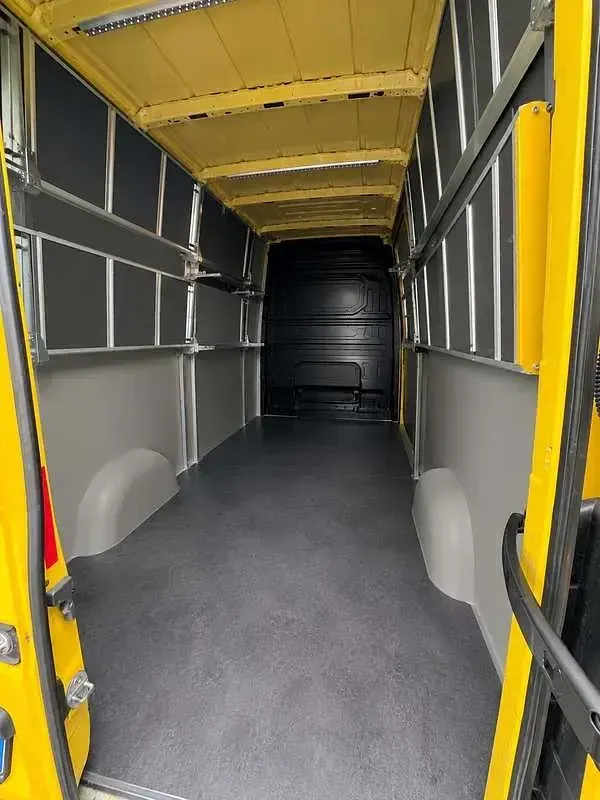 Usata VW Crafter 140 CV (102 kW) 2017 Furgone