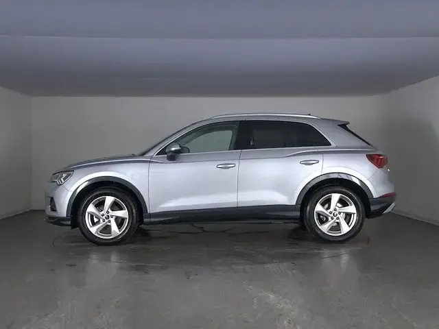 Usata Audi Q3 Advanced 150 CV (110 kW) 2025 Argento fioretto metallizzato SUV