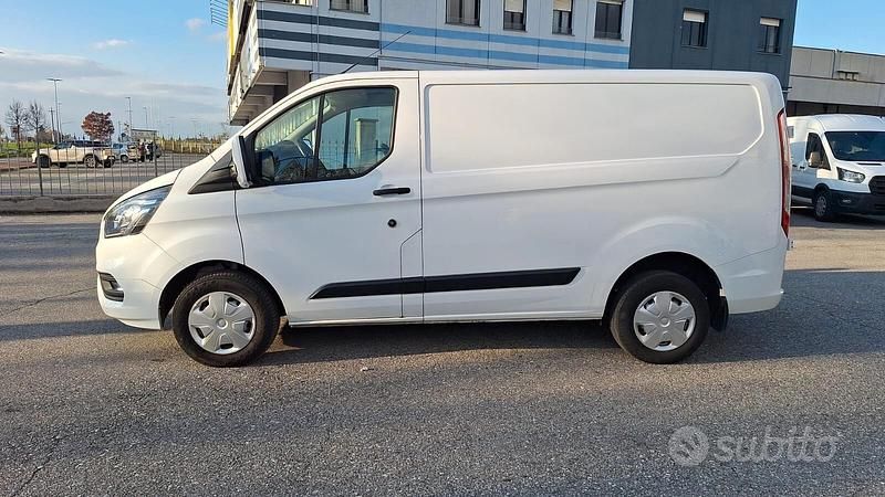 Usata Ford Transit Custom Trend 130 CV (95 kW) 2021 Bianco Berlina