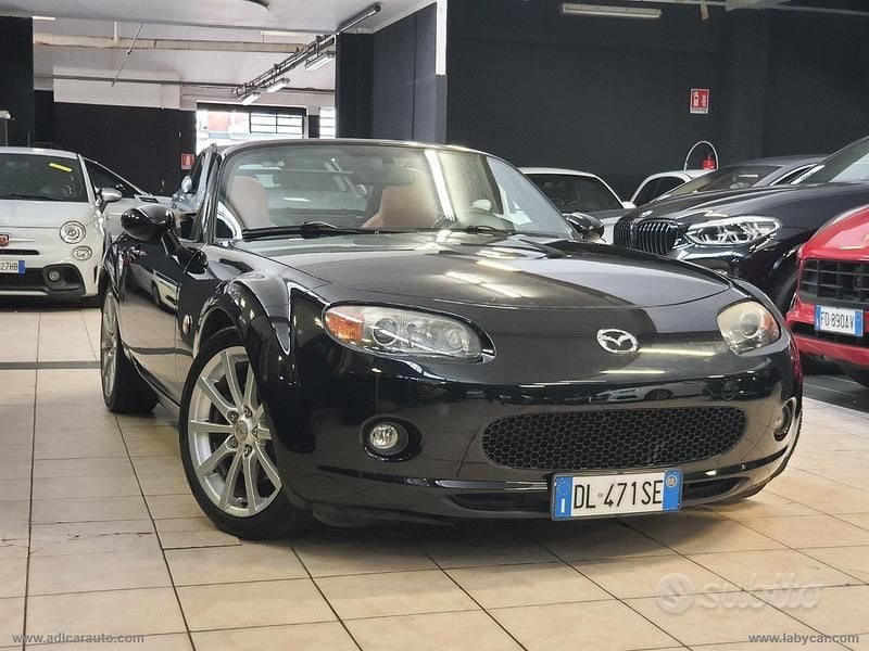 Usata Mazda MX5 160 CV (117 kW) 2008 Nero Cabrio