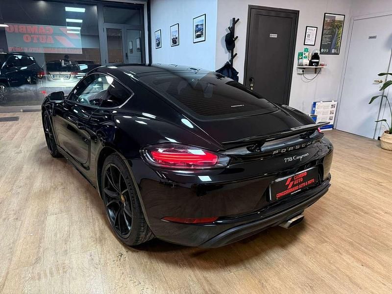 Usata Porsche 718 Cayman 299 CV (219 kW) 2023 Nero Coupé