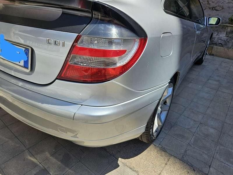 Usata Mercedes C220 Avantgarde 150 CV (110 kW) 2007 Coupé
