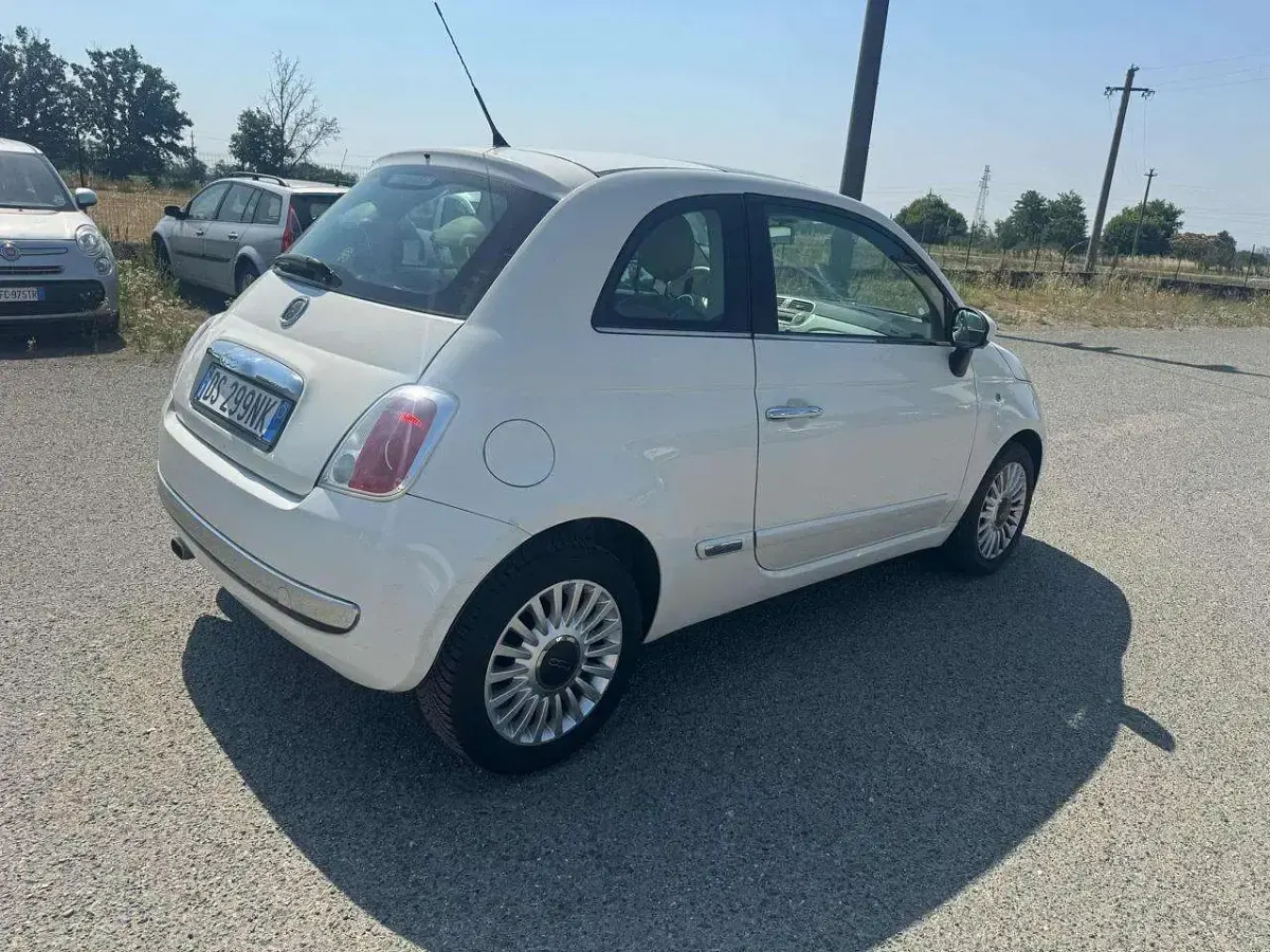 Usata Fiat 500 Lounge 69 CV (50 kW) 2008 Bianco Utilitaria