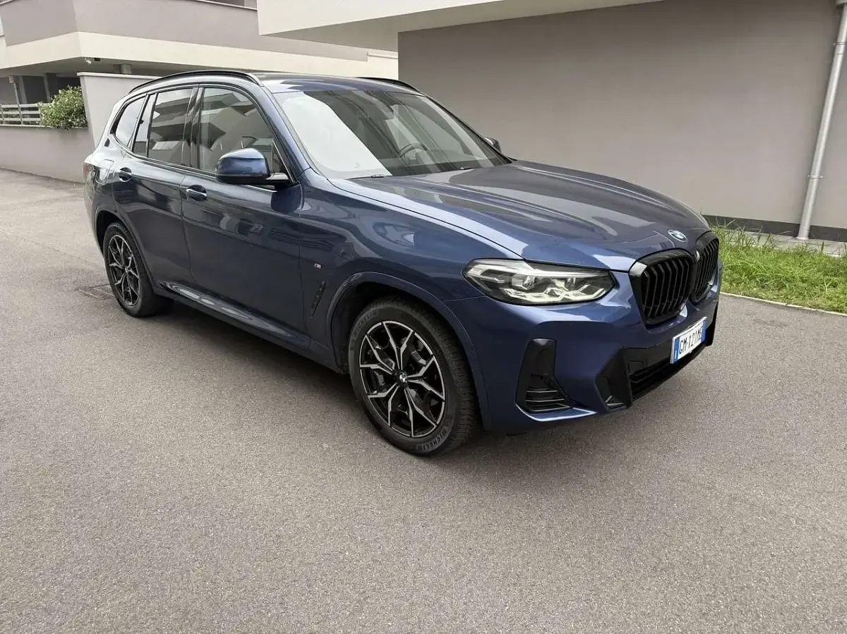 Usata BMW X3 M Sport 190 CV (139 kW) 2023 Blu/azzurro SUV