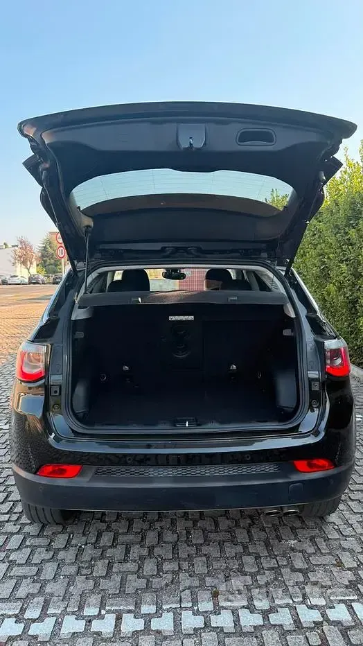 Usata Jeep Compass 140 CV (102 kW) 2018 Nero SUV