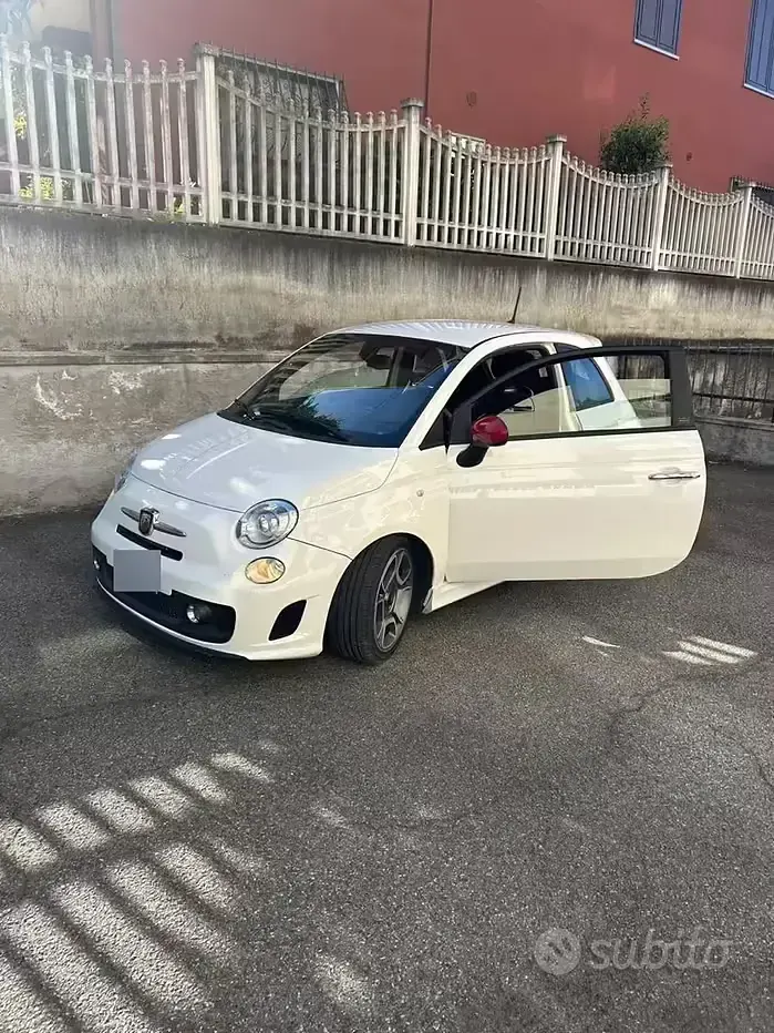 Usata Abarth 500 135 CV (99 kW) 2014 Bianco Berlina