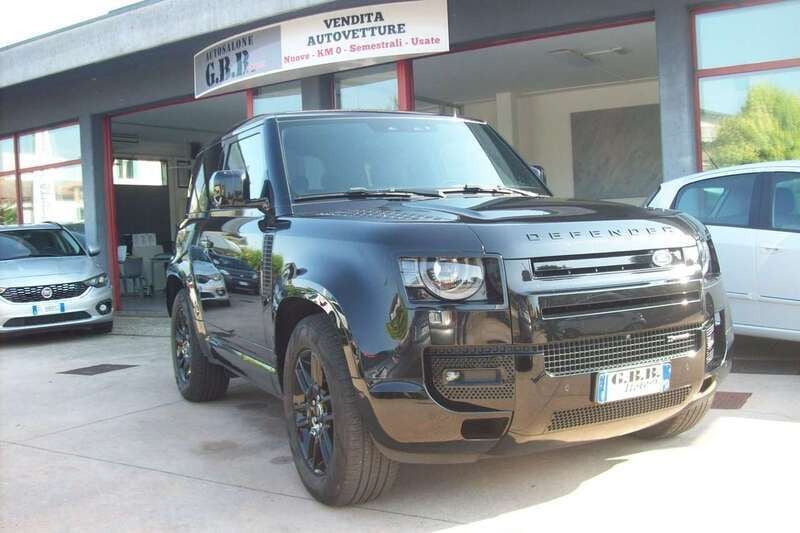 Nero Usata 2022 Land Rover Defender HSE Dynamic SUV | 58.900 € (Super prezzo) - Immagine 1/4