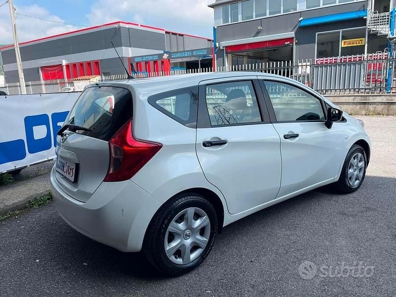 Usata Nissan Note Visia 80 CV (58 kW) 2015 Bianco Utilitaria