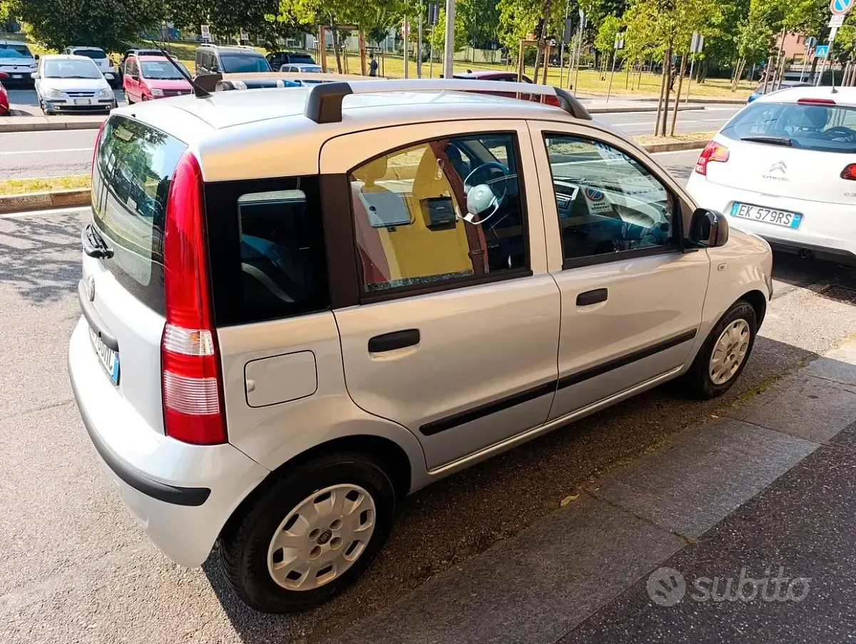 Usata Fiat Panda 69 CV (50 kW) 2012 Grigio Utilitaria
