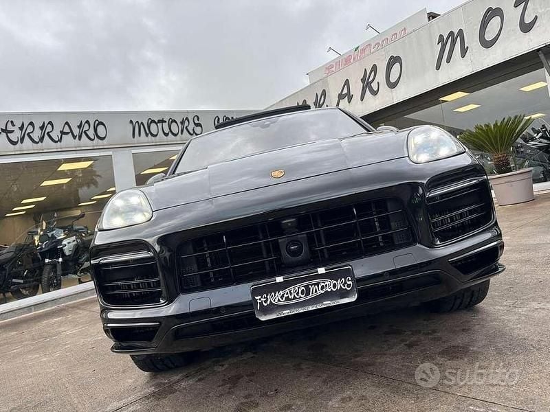 Usata Porsche Cayenne 2023 Nero SUV
