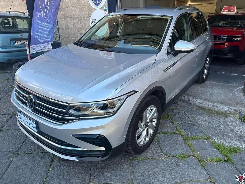 Usata VW Tiguan Elegance 150 CV (110 kW) 2021 Argento SUV