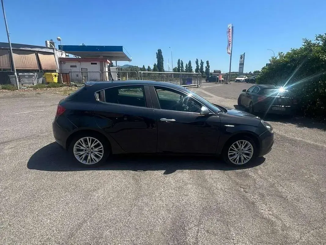 Usata Alfa Romeo Giulietta Super 120 CV (88 kW) 2017 Grigio Utilitaria