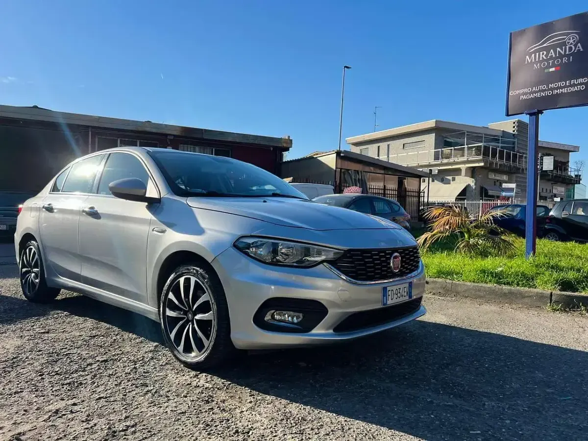 Usata Fiat Tipo Opening Edition 95 CV (69 kW) 2016 Grigio Berlina