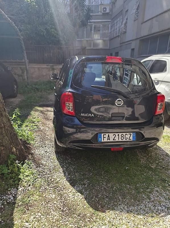 Usata Nissan Micra Visia 80 CV (58 kW) 2015 Nero Utilitaria
