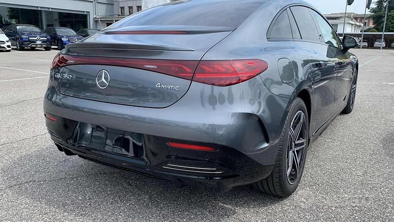Usata Mercedes EQE350 Premium 214 kW (292 CV) 2023 Grigio Coupé