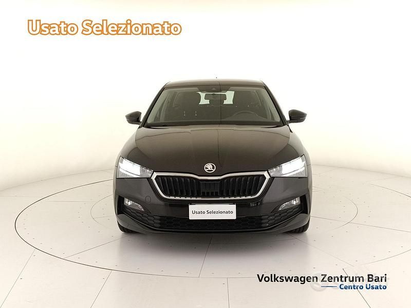 Usata Skoda Scala Ambition 95 CV (69 kW) 2021 Nero Utilitaria