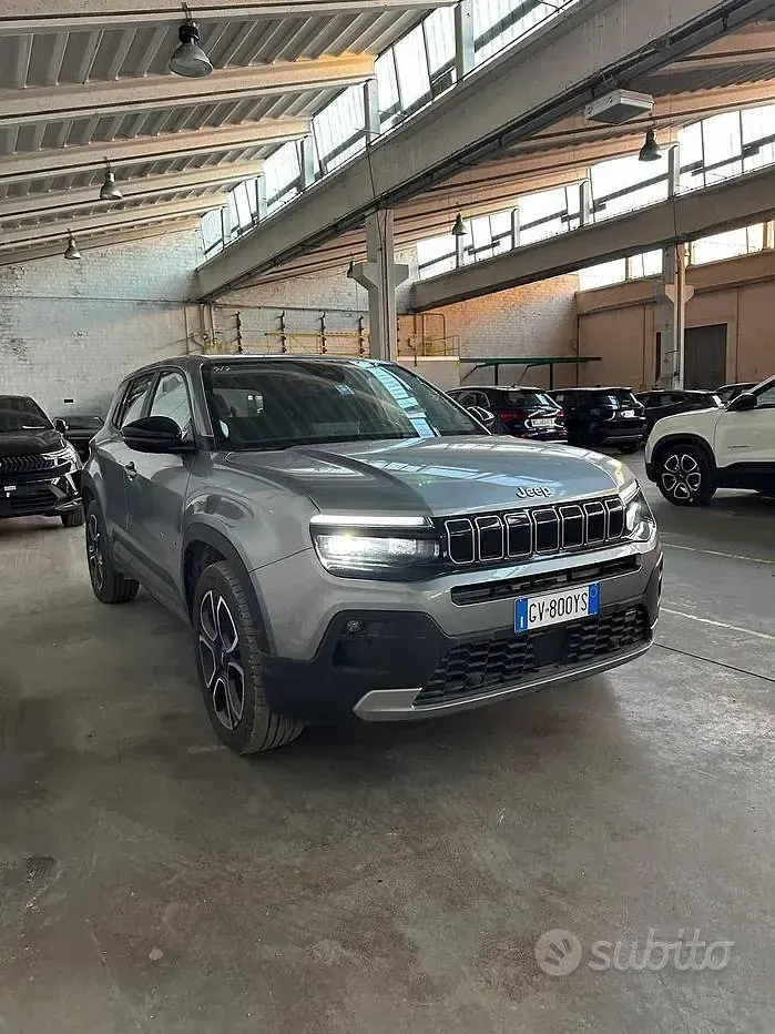 Usata Jeep Avenger EV Summit 61 kW (84 CV) 2024 Grigio SUV