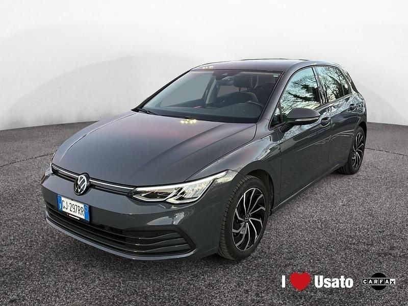 Grigio Usata 2022 VW Golf VIII Life Tre volumi | 21.500 € (Ottimo prezzo) - Immagine 1/4