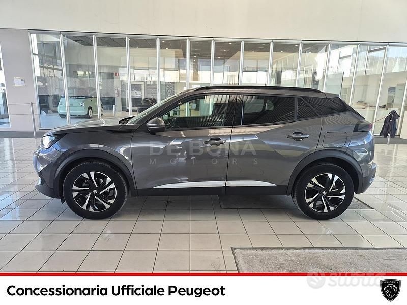 Używany Peugeot 2008 Allure 110 KM (80 kW) 2021 Szary SUV