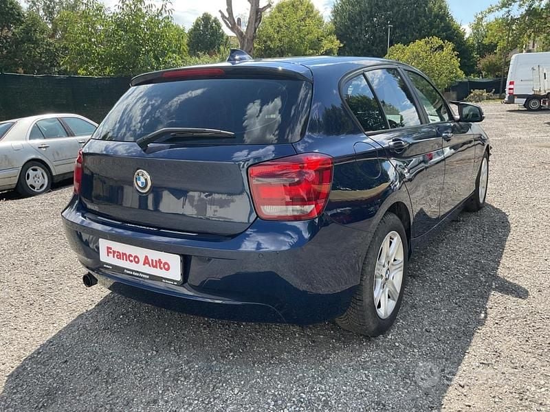 Usata BMW 116 Sport Line 116 CV (85 kW) 2015 Blu Utilitaria