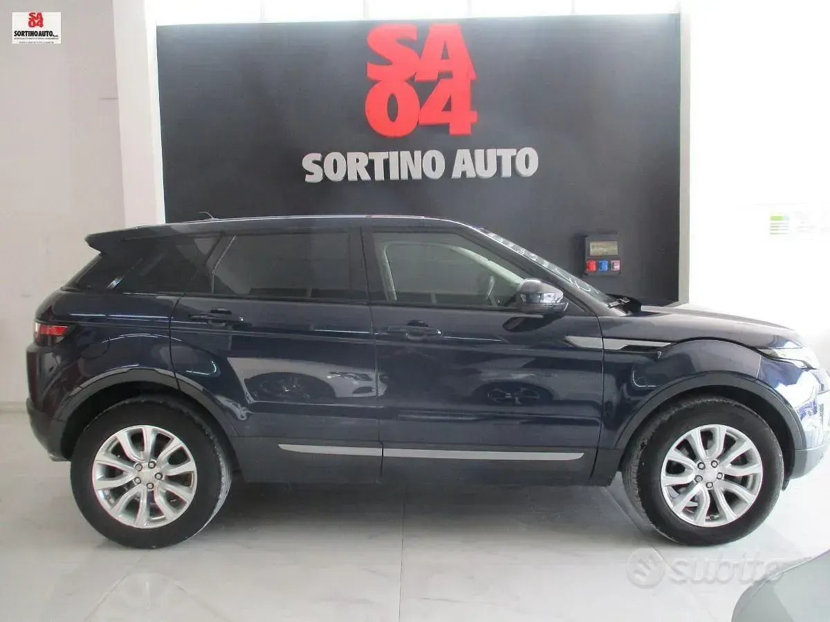 Usata Land Rover Range Rover evoque SE 150 CV (110 kW) 2016 Bluazzurro Berlina