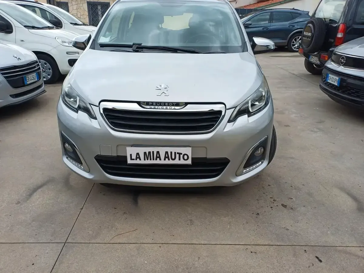 Usata Peugeot 108 Allure 69 CV (50 kW) 2019 Grigio Berlina