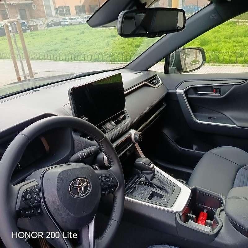 Usata Toyota RAV4 Hybrid Style 185 CV (136 kW) 2025 SUV