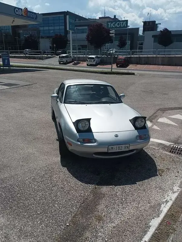Usata Mazda MX5 90 CV (66 kW) 1997 Cabrio