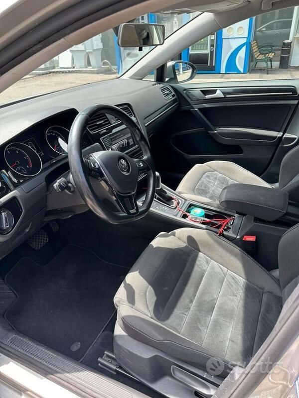 Usata VW Golf VII 110 CV (80 kW) 2017 Grigio Berlina