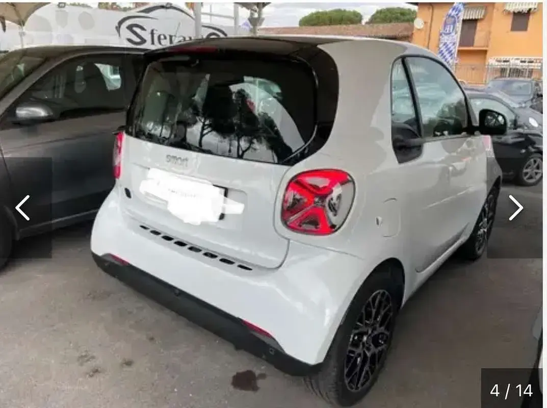 Usata Smart ForTwo Coupé Pulse 41 kW (56 CV) 2022 Bianco Utilitaria