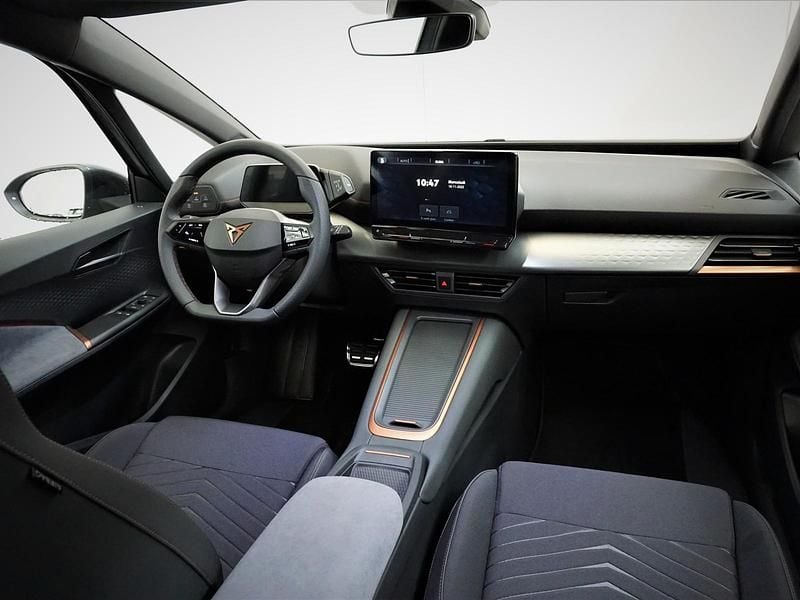 Usata Cupra Born 69 kW (95 CV) 2023 Grigio vapore Utilitaria