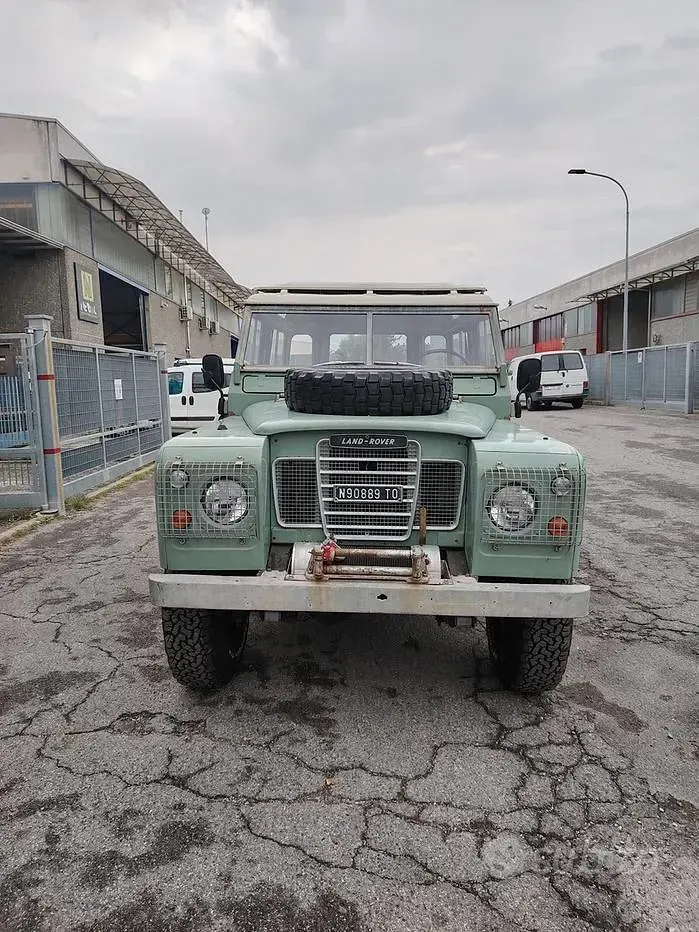 Usata Land Rover 88 1970 Verde SUV