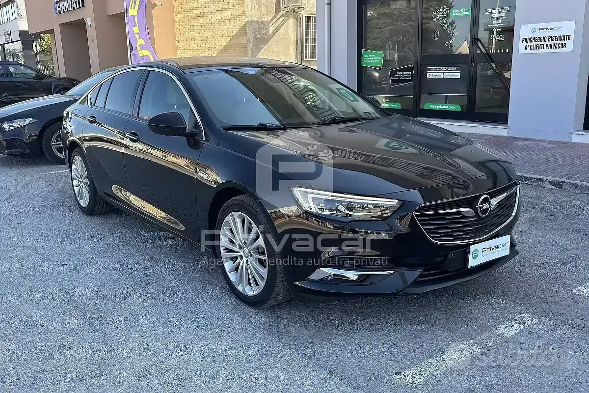 Usata Opel Insignia Sport 170 CV (125 kW) 2019 Nero Utilitaria