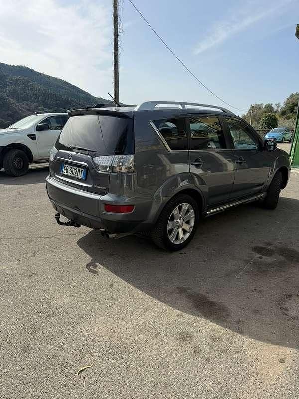 Usata Mitsubishi Outlander Instyle 156 CV (114 kW) 2010 SUV