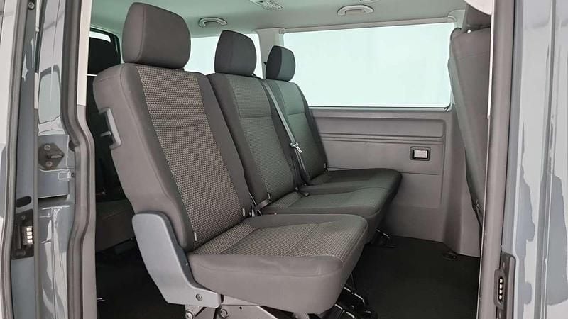 Usata VW Caravelle Business 110 CV (80 kW) 2023 Grigio Monovolume